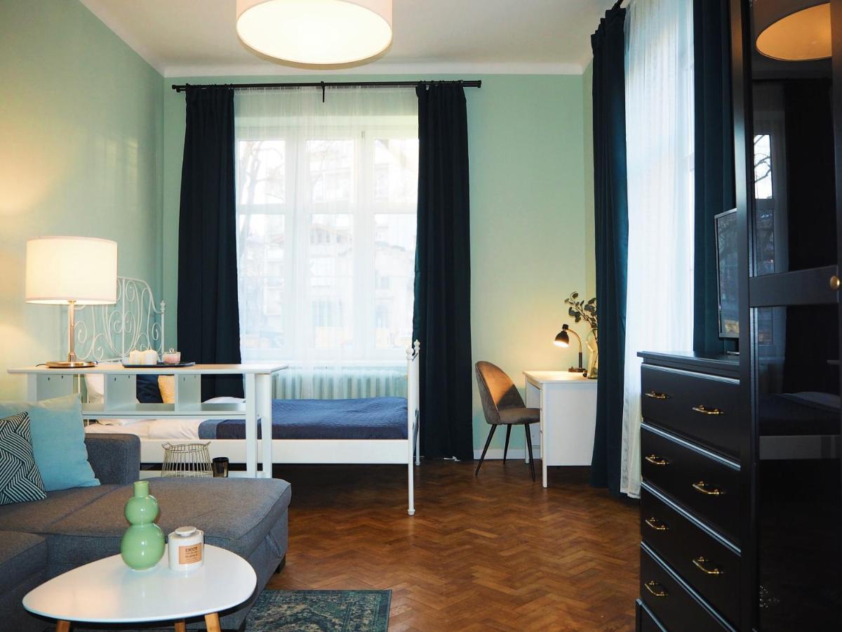 Wawelove Kossak Apt 1 Min To Royal Wawel Castle! Free Parking Lägenhet Krasków Exteriör bild