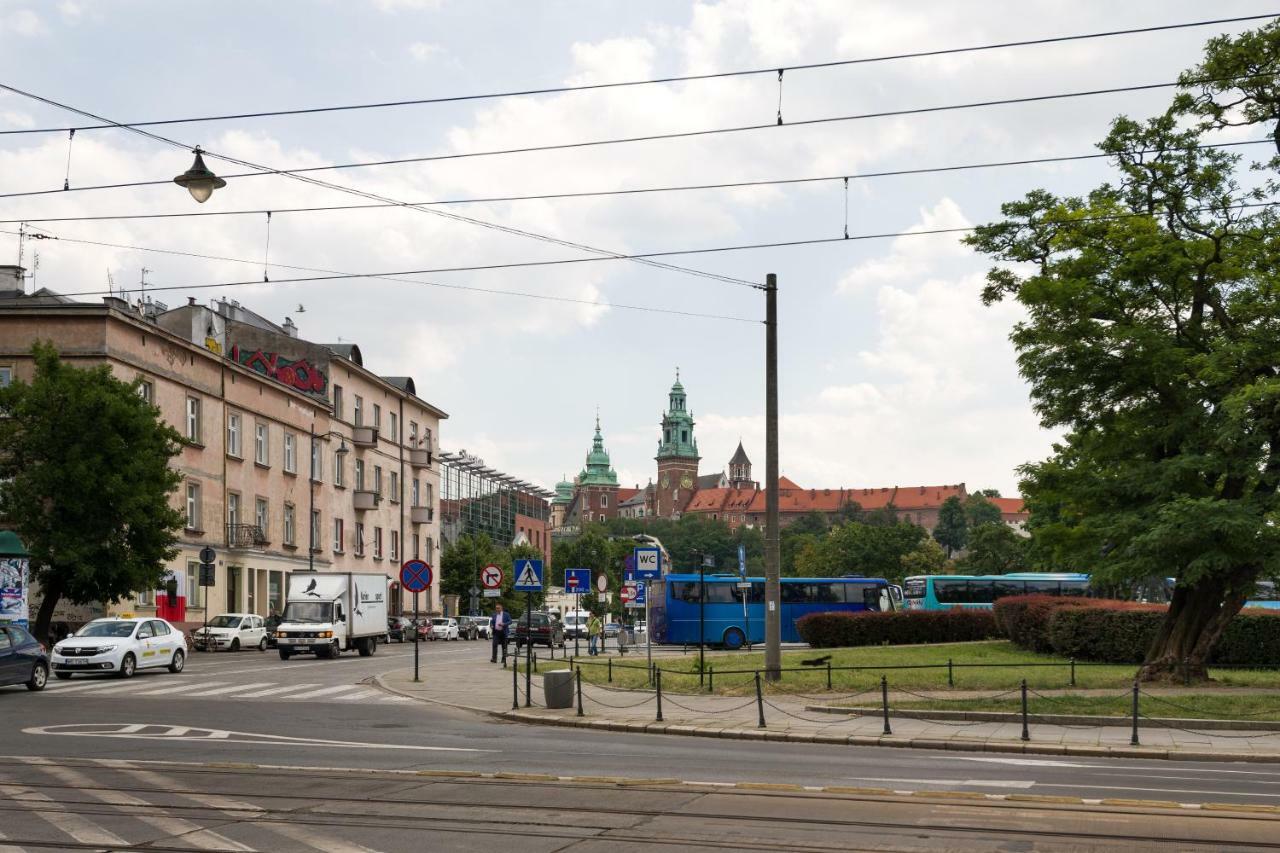 Wawelove Kossak Apt 1 Min To Royal Wawel Castle! Free Parking Lägenhet Krasków Exteriör bild